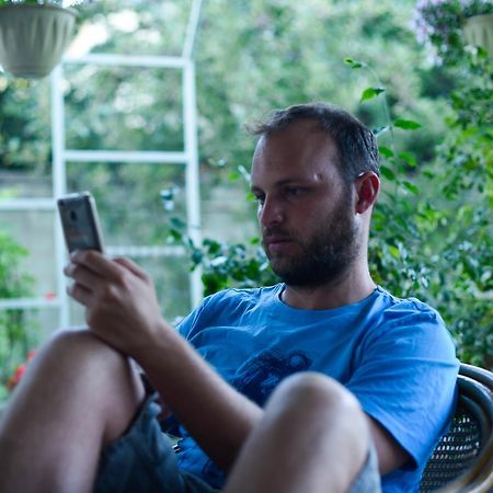"European" Backpackers Hostel In Αλμάτι Εξωτερικό φωτογραφία