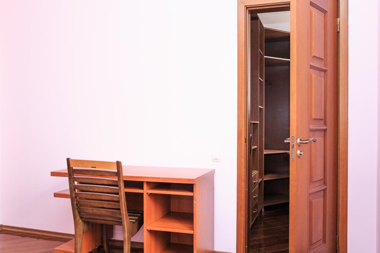 "European" Backpackers Hostel In Αλμάτι Εξωτερικό φωτογραφία
