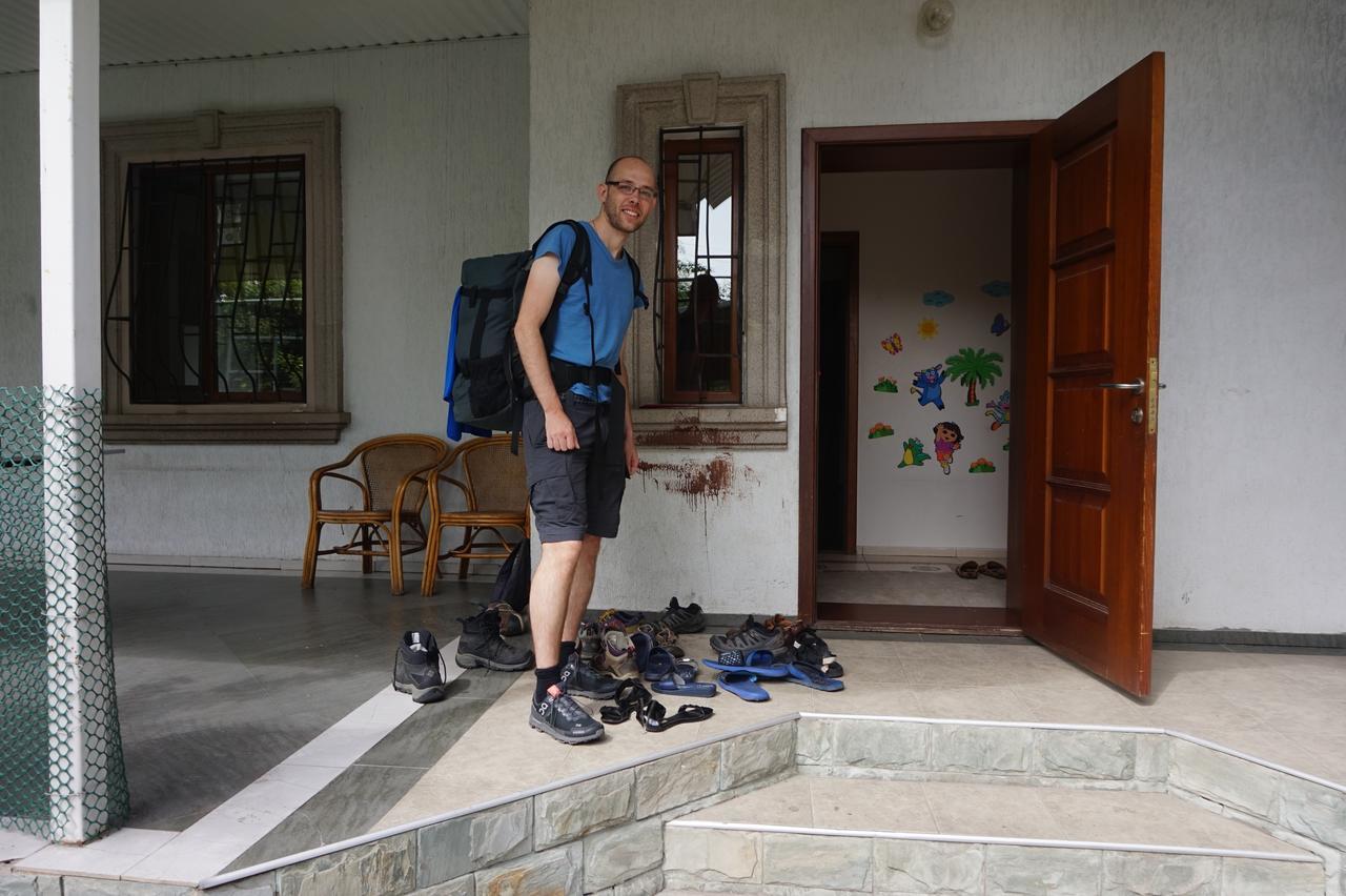 "European" Backpackers Hostel In Αλμάτι Εξωτερικό φωτογραφία