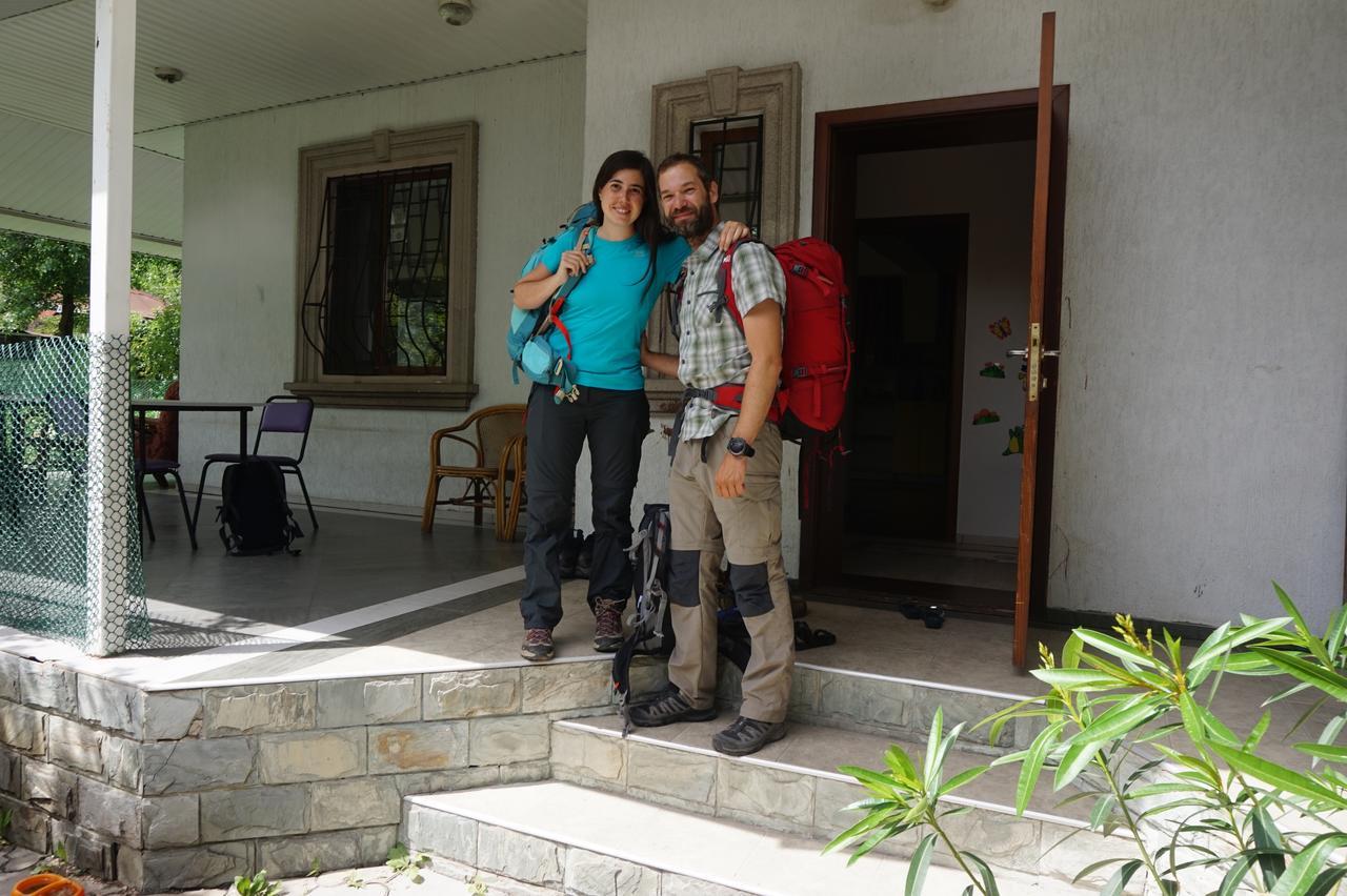 "European" Backpackers Hostel In Αλμάτι Εξωτερικό φωτογραφία