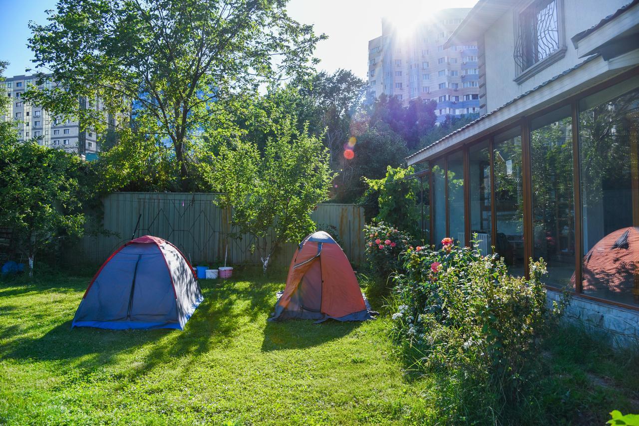 "European" Backpackers Hostel In Αλμάτι Εξωτερικό φωτογραφία