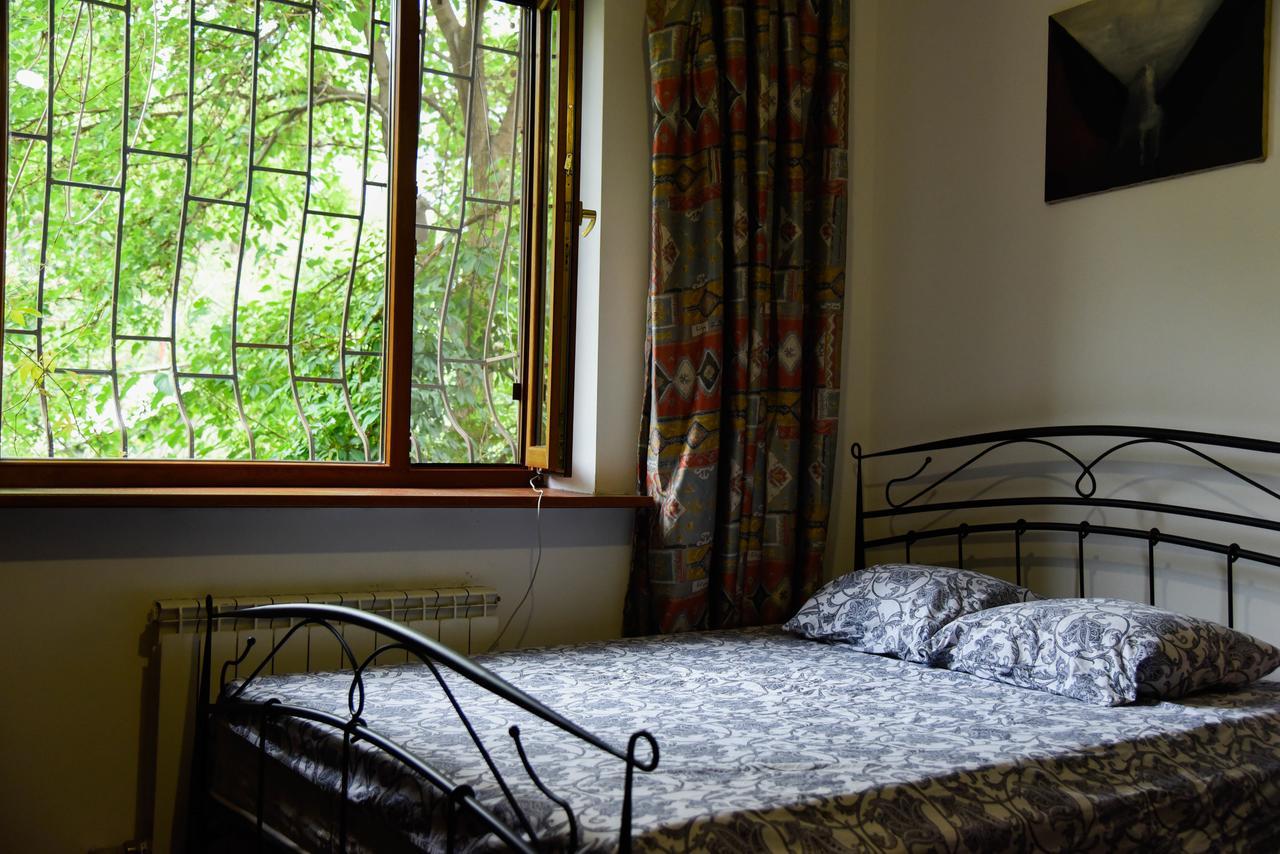 "European" Backpackers Hostel In Αλμάτι Εξωτερικό φωτογραφία